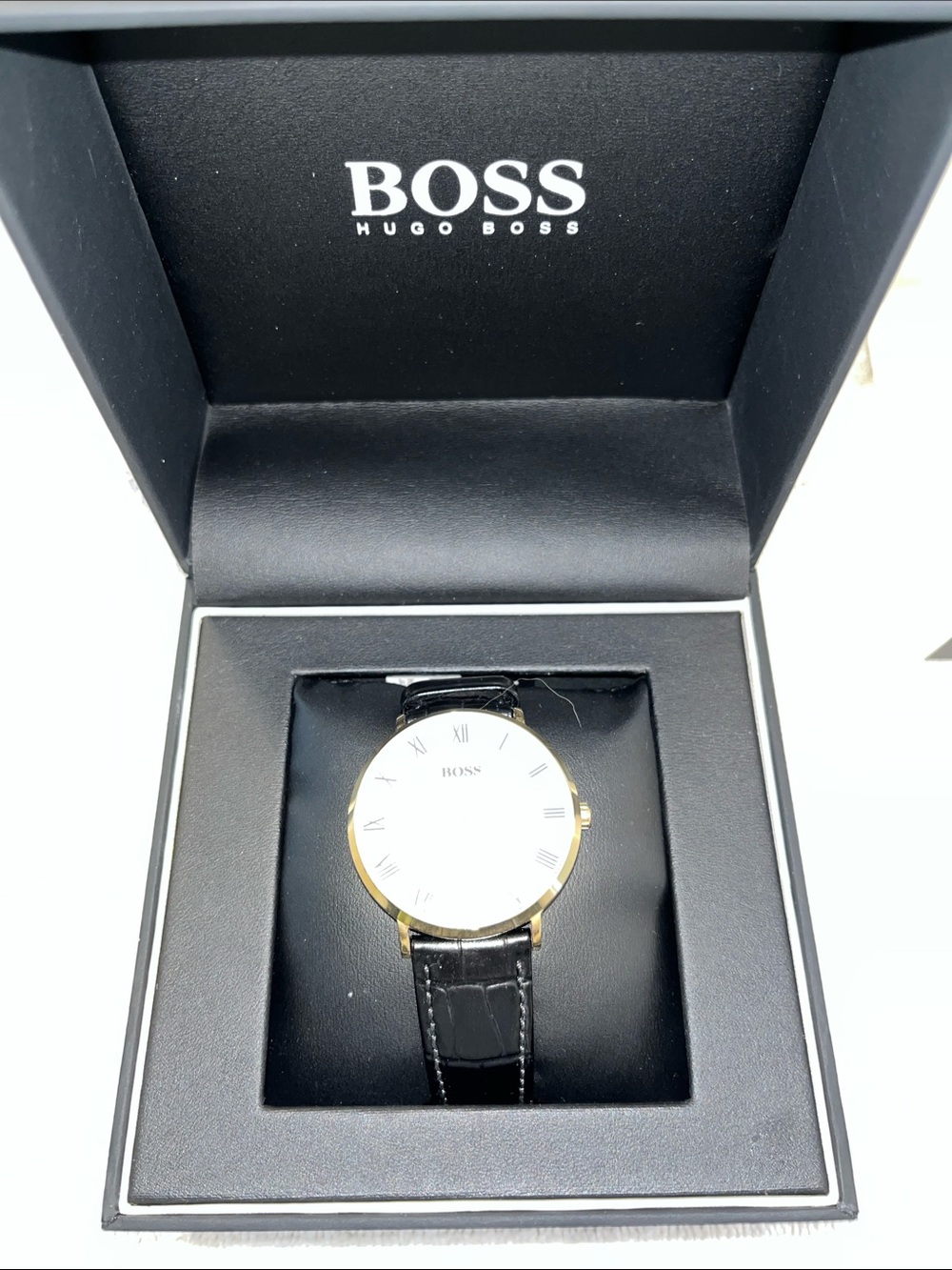 Hugo Boss Men's White Dial Gold Case Black Leather Strap Watch EUC - Picture 12 of 12